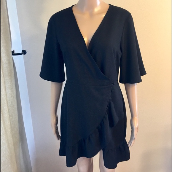 Topshop Dresses & Skirts - TOPSHOP Black Ruffle NEW Wrap Dress Size 8